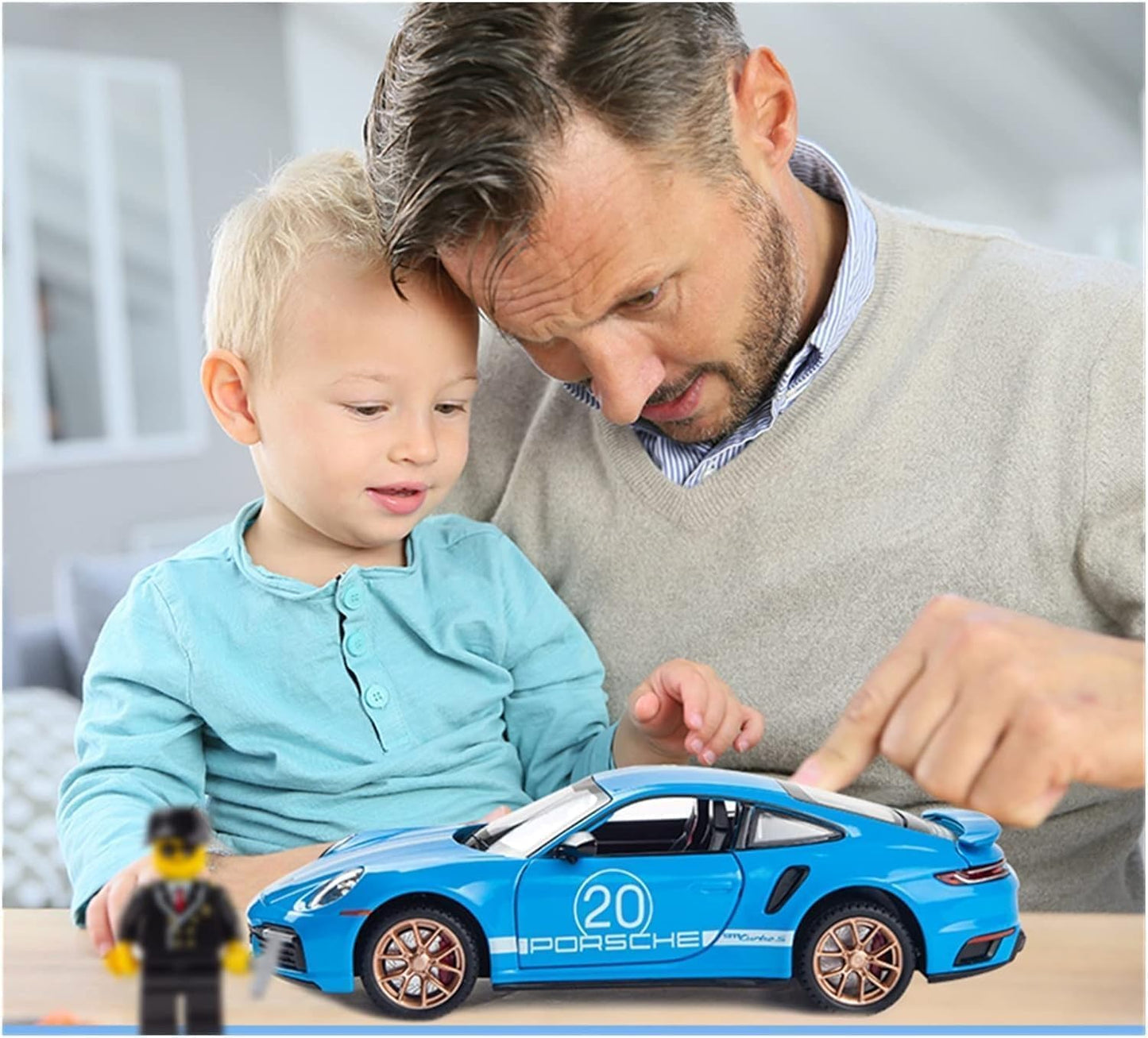 Porsche 911 GT3 RS diecast scale model car collectible